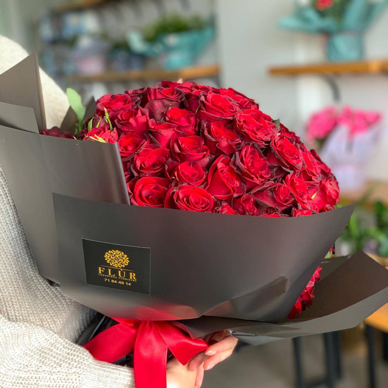 Bunch of Red Roses - Flùr Florsitry | Delivery All Over Lebanon